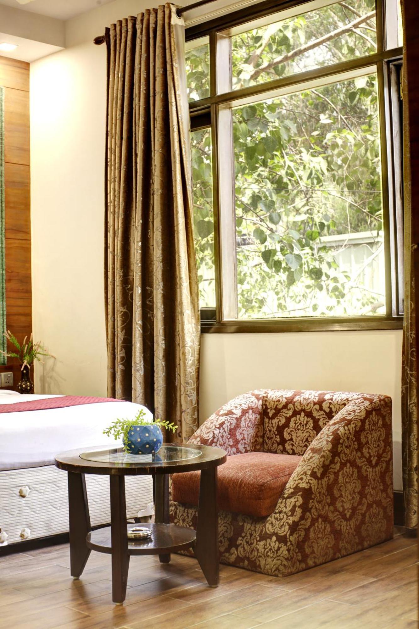 Hotel Good Times Near Ganga Ram Hospital And Karol Bagh Metro Delhi Kültér fotó